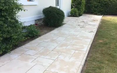 Création d’une terrasse en dallage pierre reconstituée – Maison individuelle à Blois (41)